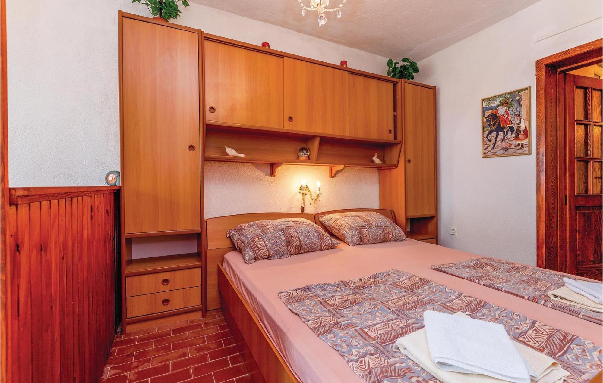 Stunning Apartment In Crikvenica With Kitchen Ngoại thất bức ảnh